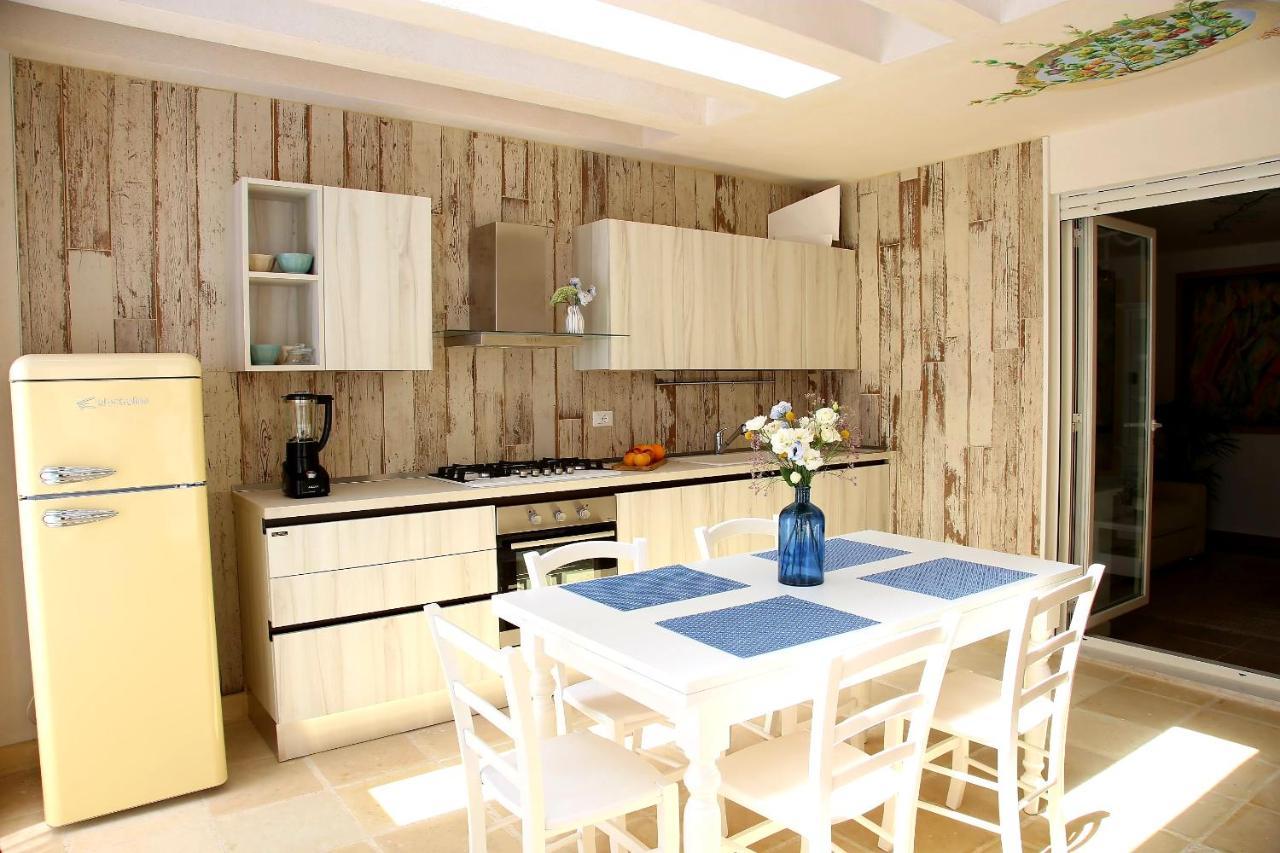 Arcadia Penthouse Appartment Otranto Bagian luar foto